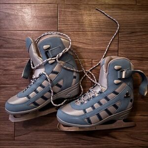Light Blue and Silver Women's Ice Skates